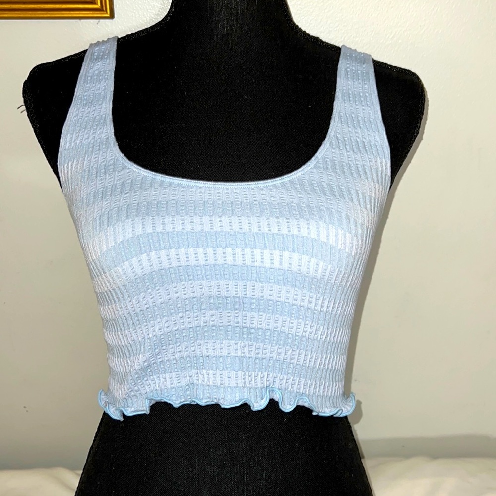 LA HEARTS Baby Blue Ruffled Edge Tank Crop top - Picture 1 of 3